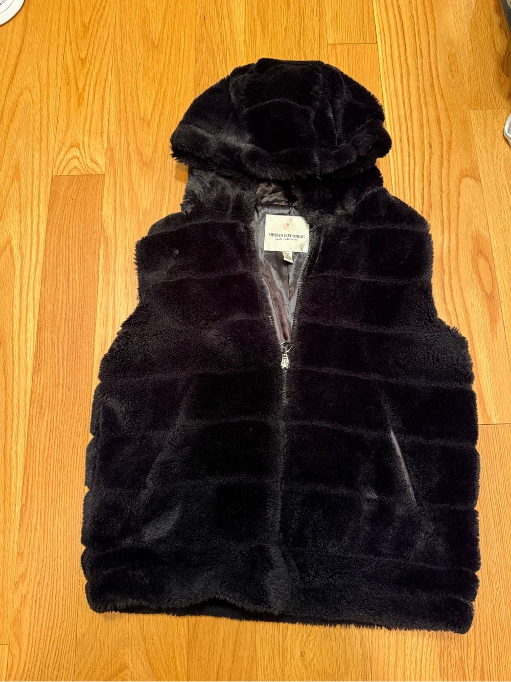 Urban Republic Kids Black Faux Fur Hooded Vest